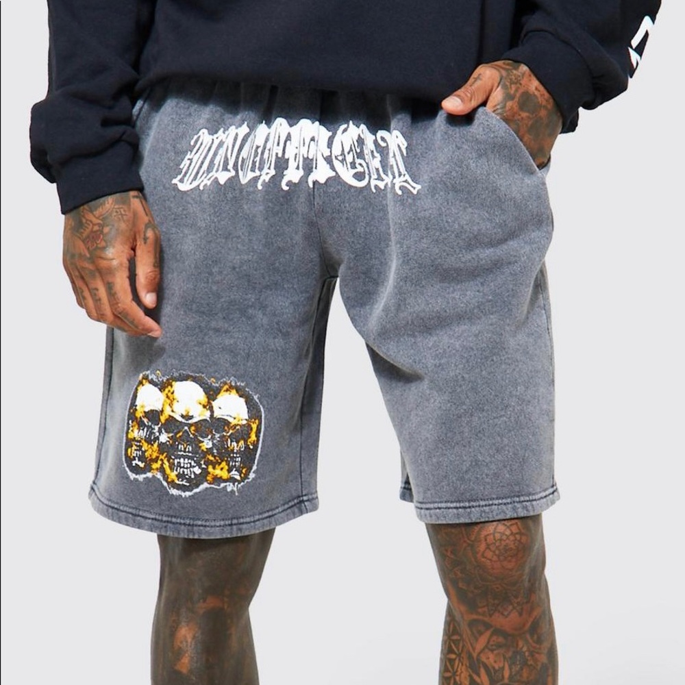 Medium oversized shorts